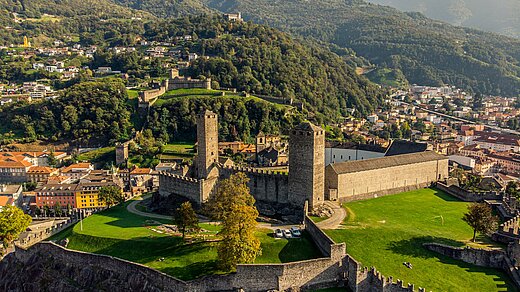 Caratteristica Bellinzona - scoprire il fascino del Ticino